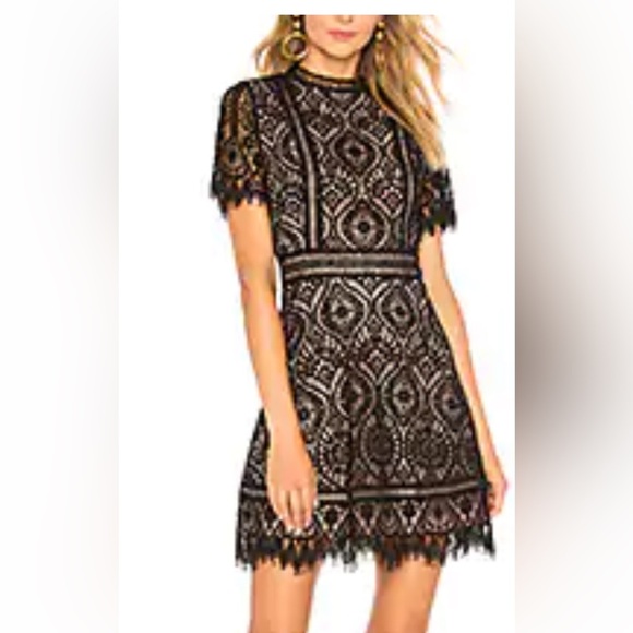 BB Dakota Dresses & Skirts - Bb dekota lace mini dress size S cocktail party